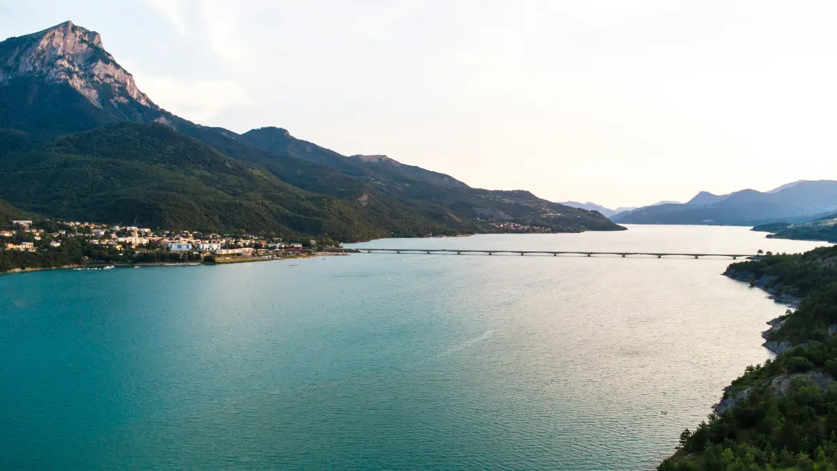 Lac de Serre-Ponçon